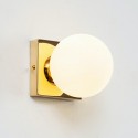 Small wall light with square base