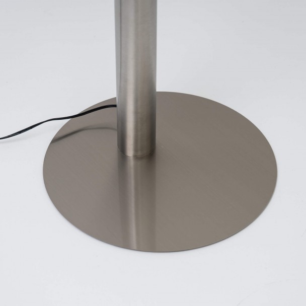 Floor light with round base in nickel