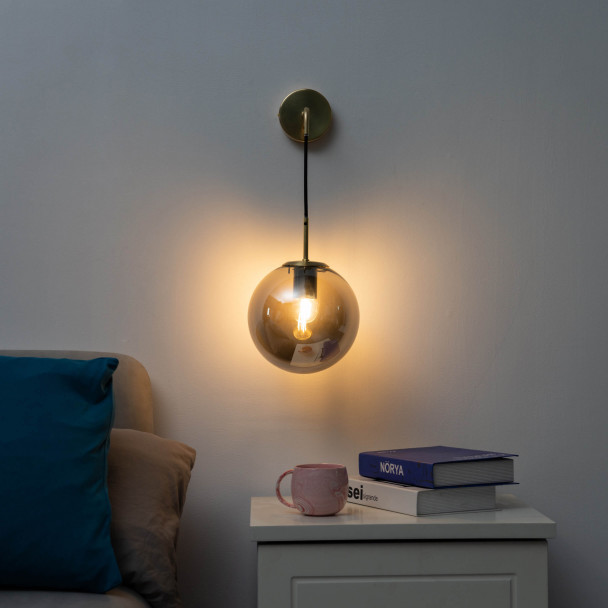 Very chic wall light