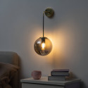 Wall light with suspended effect