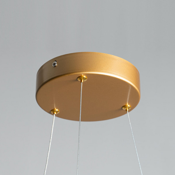 Easy to install pendant light