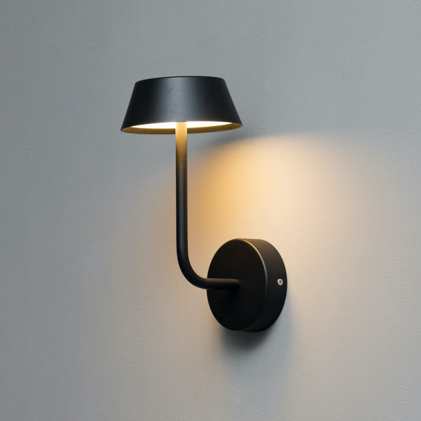 Wall mounted Light fixture with indirect lighting