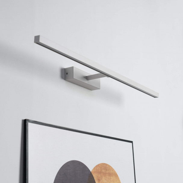 Wall light with rectangular base