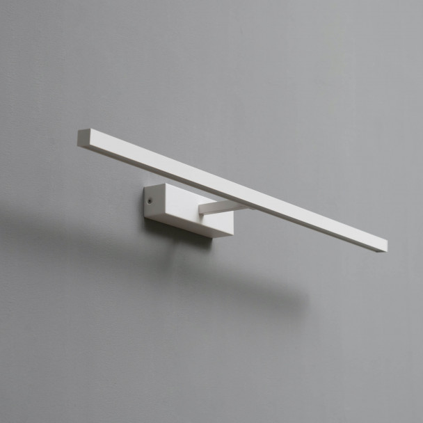 Wall light for picture frame