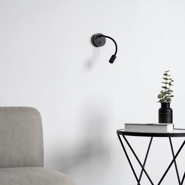 Cost-effective and design-oriented wall light