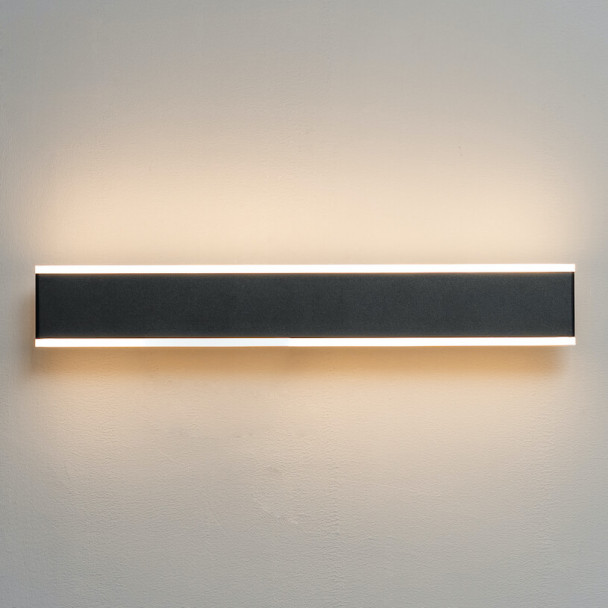 Powerful wall light