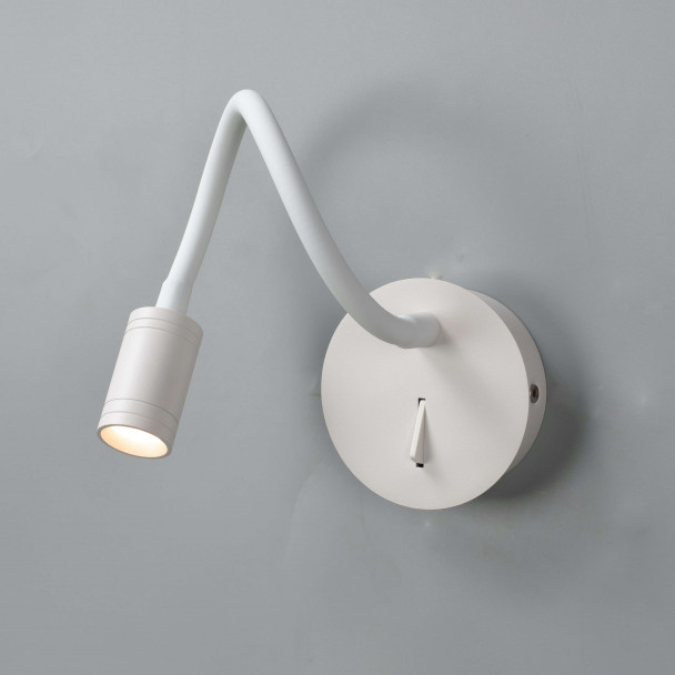 Wall light with round base, easy to install
