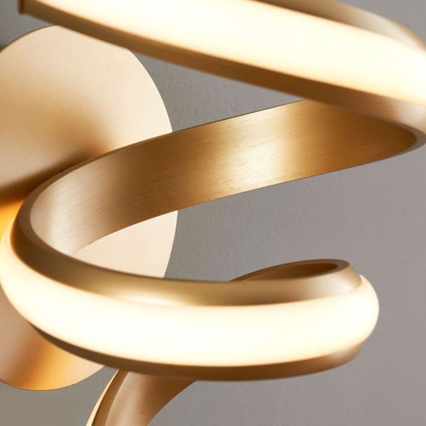 Gold-coloured aluminium wall lamp.