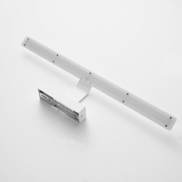 Long and white Wall light  - LED direct light...