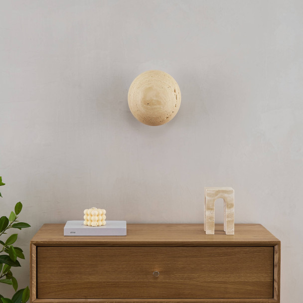 Ideal for living room or hallway - Elvin