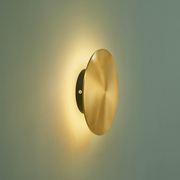 Chic and discreet wall lighting - Dorenis