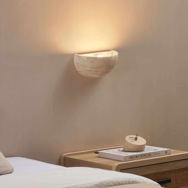 Stone wall fixture chic hallway - Sève