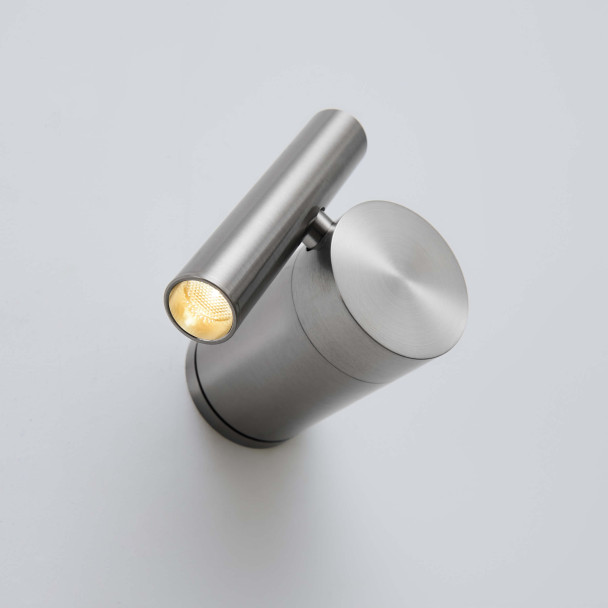 Modern design wall lighting - Isévia