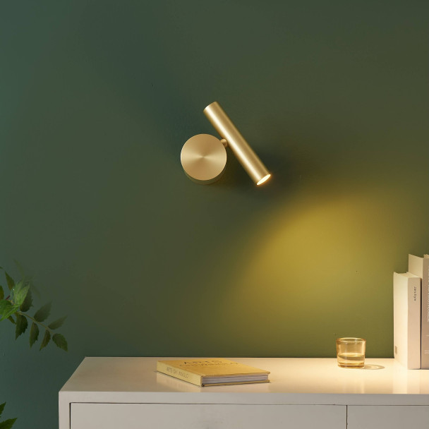 Affordable gold reading wall light - Isévia