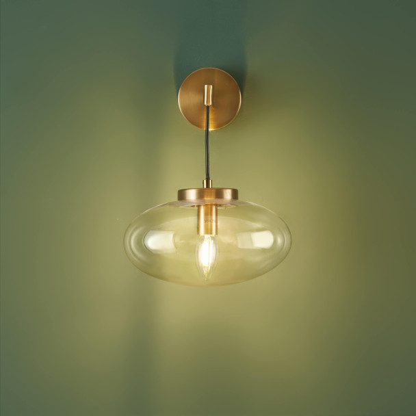 Modern design wall light - Milenzo