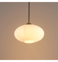 Modern gold pendant with ribbed opal glass - Ambrine 2