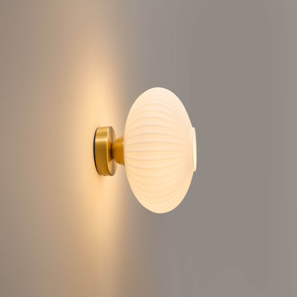 Wall light or spot with ribbed opal glass -...