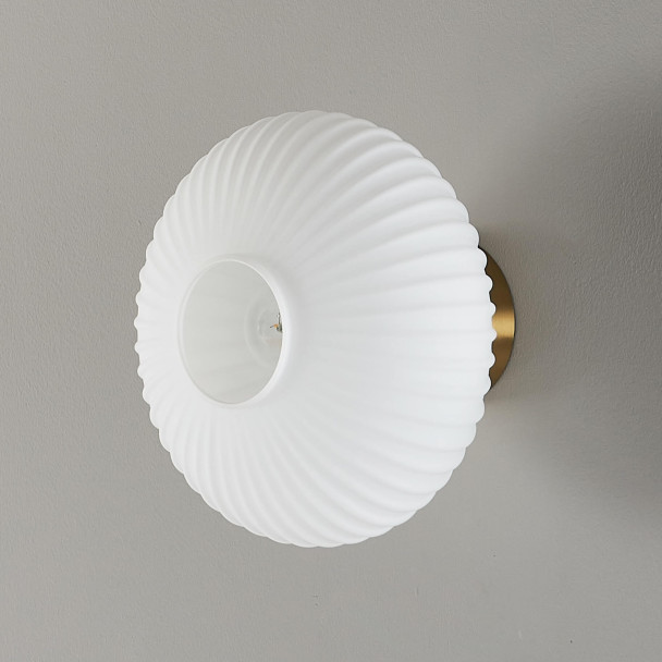 Wall light or spot with ribbed opal glass -...
