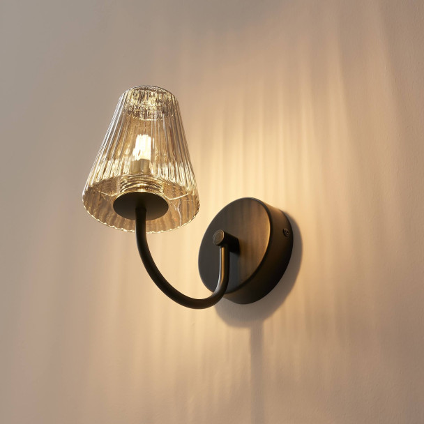 Wall light with ribbed smoked glass - Nindra