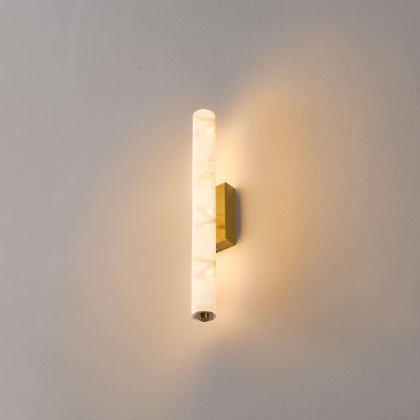 Long gold LED wall light in white alabaster -...
